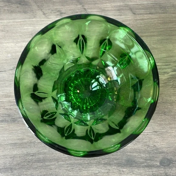 Vintage green glass bowl - Picture 2 of 6